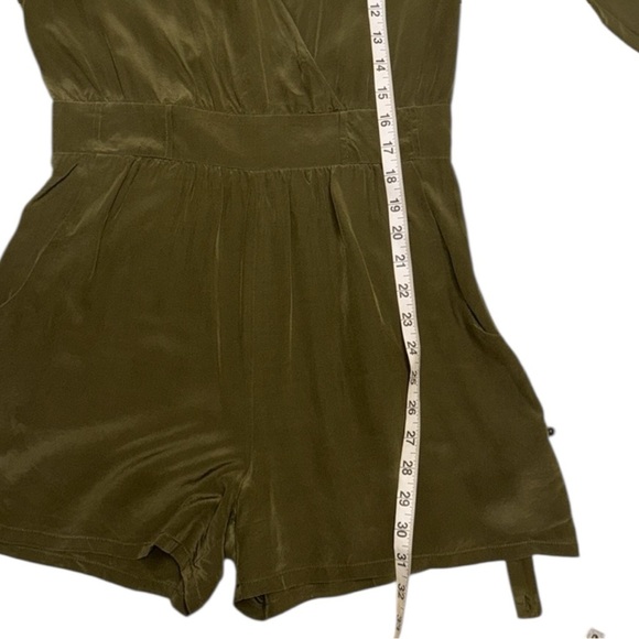 Charlie Jade Olive Green 100% Silk Romper Roll Up Sleeves & Hems Sz S - Picture 7 of 11